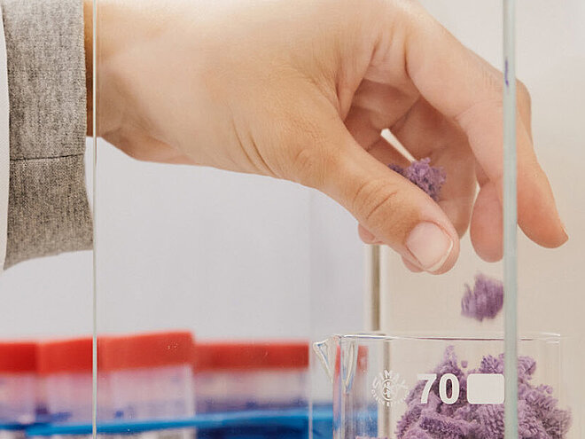 Laboratory testing of shredded textiles